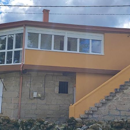 カストロ・カルデーラス Casa Do Outeiro De Aguilヴィラ エクステリア 写真